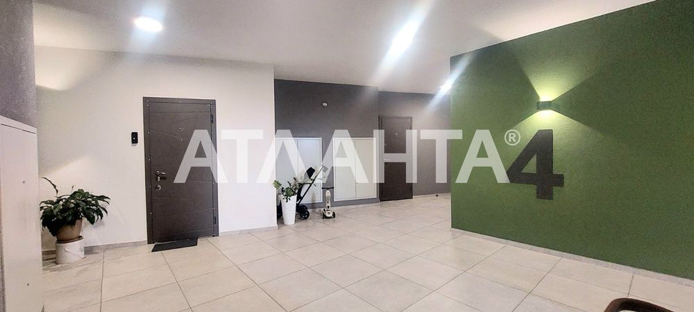 1к.м.Васильківська з ремонтом та паркомісцем. Постанови