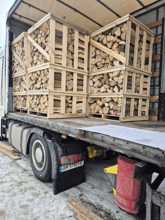 Руф нестро пілета пелета паливні брикети дрова