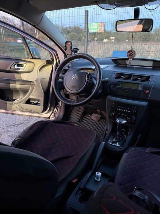 Автомобіль, Сітроен с4
