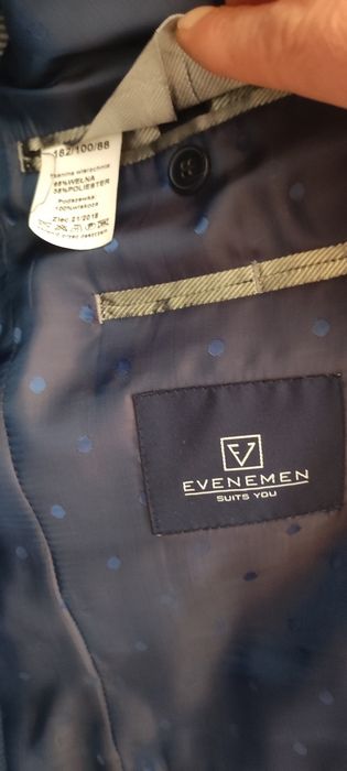 Sprzedam Garnitur 182.