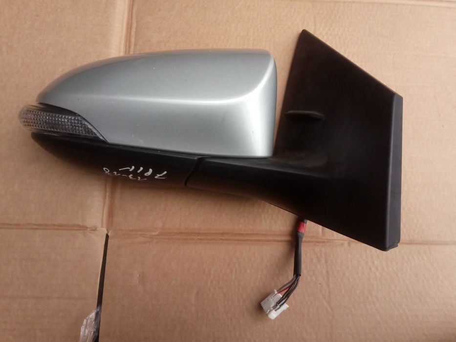 toyota AURIS II 13-18 lusterko prawe europa 7 pin