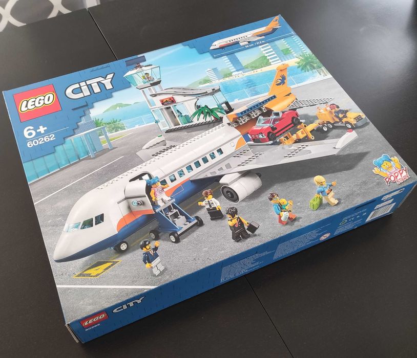 LEGO 60262 City - Samolot pasażerski