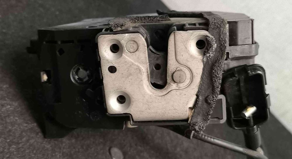 Fechadura / Fecho Porta Direito RENAULT ZOE (BFM_) ano 2014