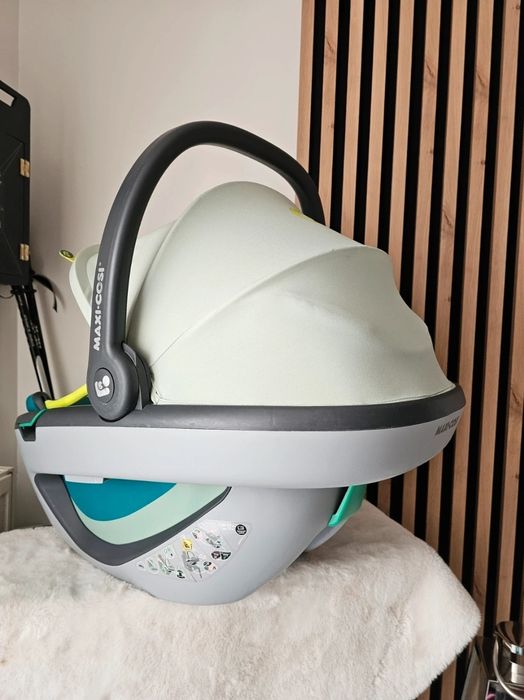 Folelik samochodowy Maxi Cosi Coral 360