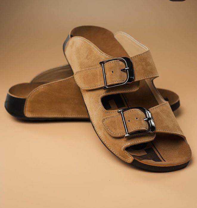 Шльопанці анатомічні