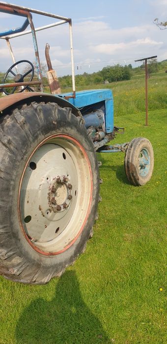 Продам т40, на повному ходу.
