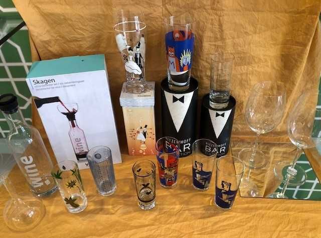 conjunto de copos, garrafas em vidro ou cristal e utilidades tudo novo com 50% de desconto