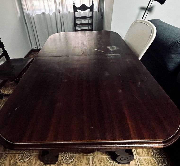 Mesa de Jantar em Madeira