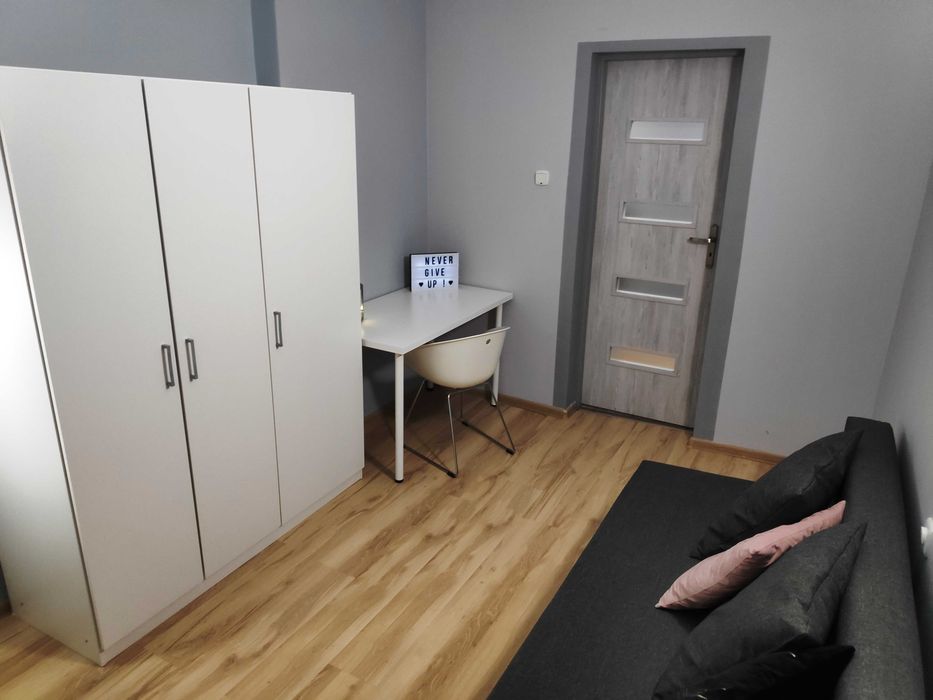 Wynajmę pokój 1-osobowy CENTRUM 14 m² obok Teatru ul. Skłodowskiej - Widok 2