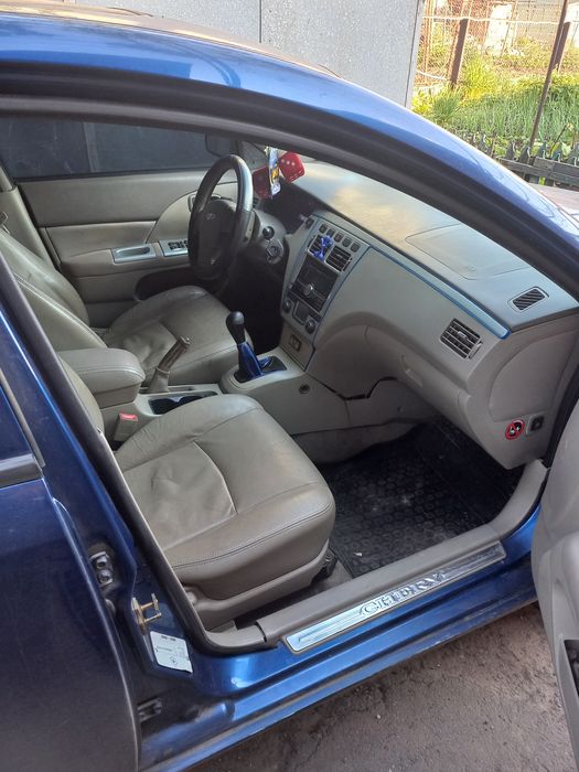 Продам чери елара