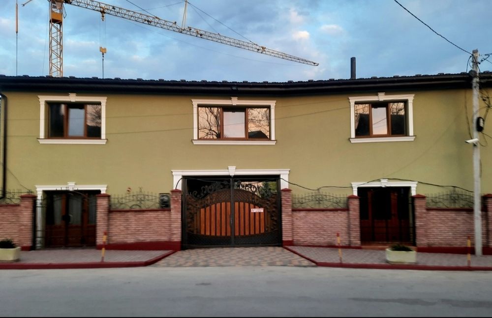 Комерційне приміщення Продаж- Оренда центр м.Дрогобича