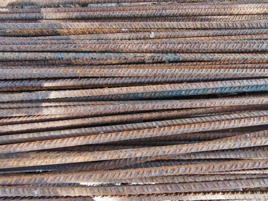 Pręt   Pręty zbrojeniowe zebrowane  fi 10