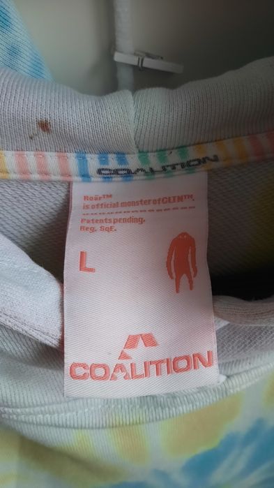 Kolorowa bluza z kapturem