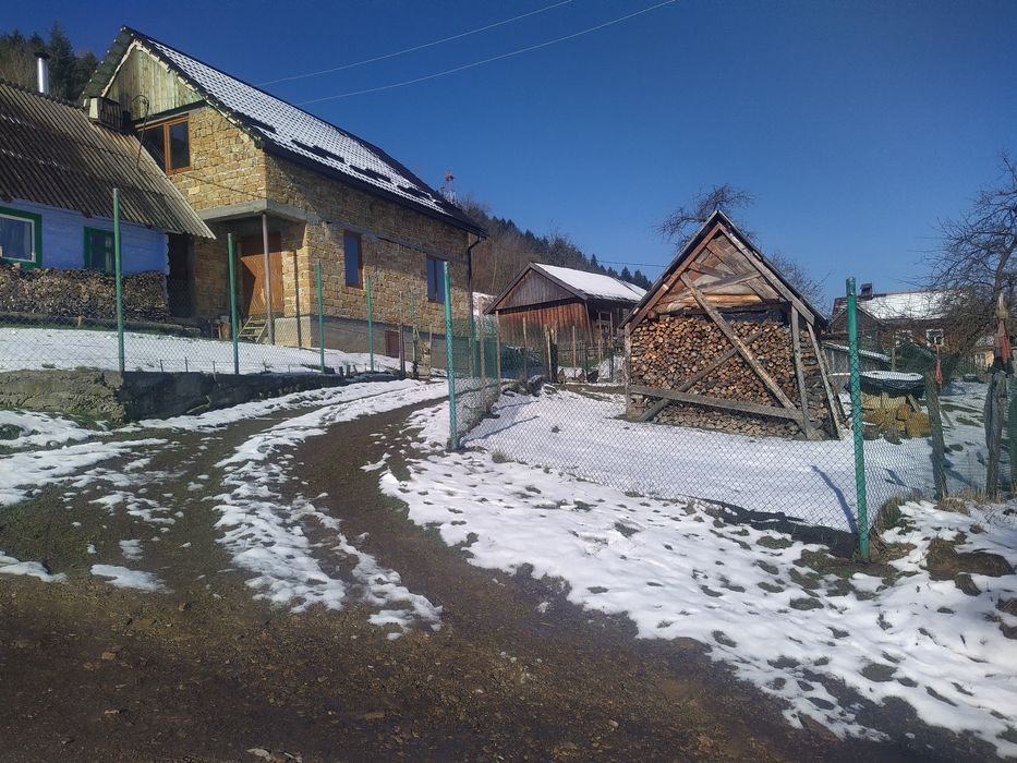 Продається  або обмінюється Будинок с. Кальна ціна договірна