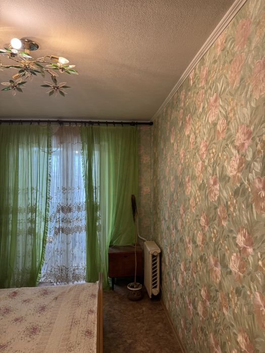 Продаем 3 комнатную квартиру улучшенной планировки 17 квартал