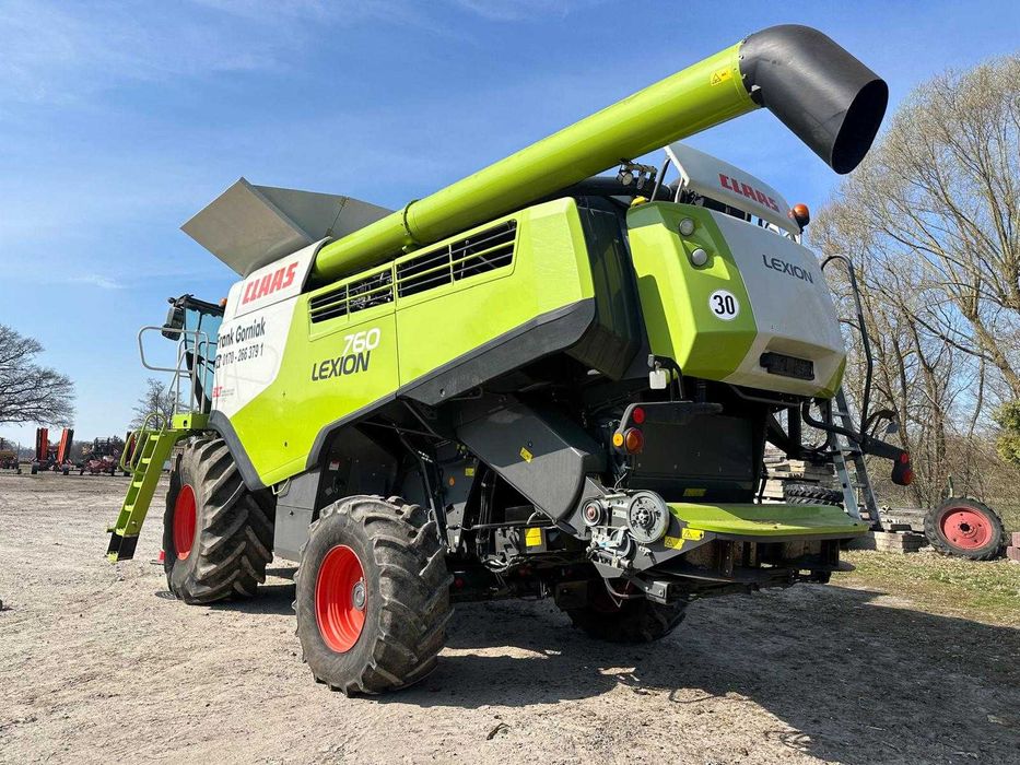 CLAAS LEXION 760 2017 + жатка V930
