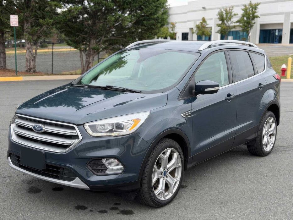 Ford Escape Titanium      2019