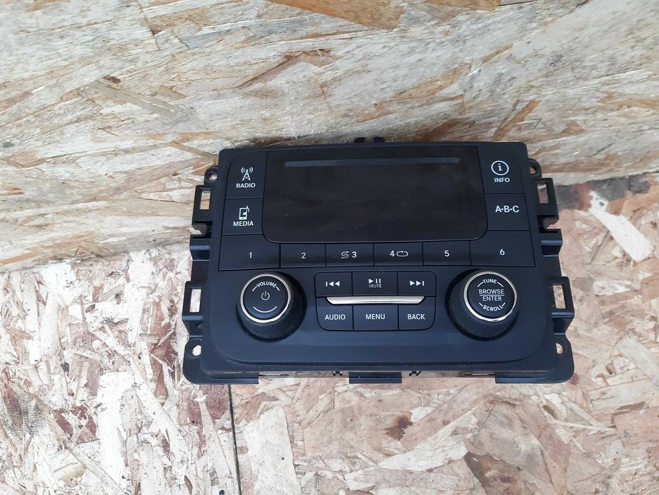 Radio Dodge Ram 2017r
