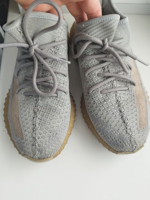 Кросівки Adidas Yeezy Boost 350