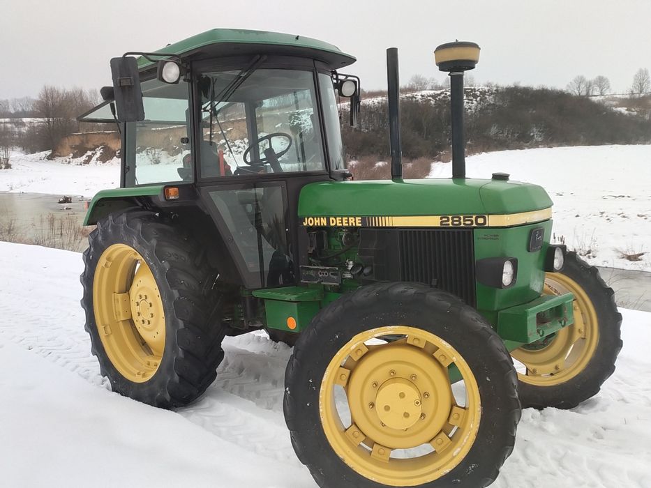 Ciągnik rolniczy John Deere 2850