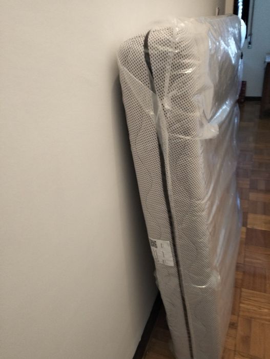 Colchão Colunex em bom estado