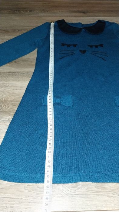 Sukienka dzianinowa r. 134/140 kotek