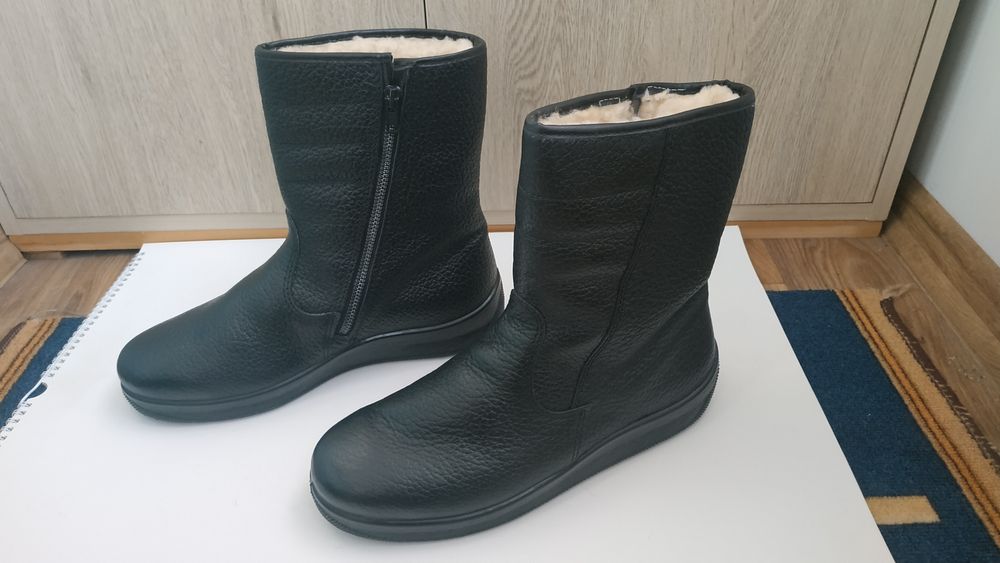 Зимние мужские сапоги ARIMA. размер 43.