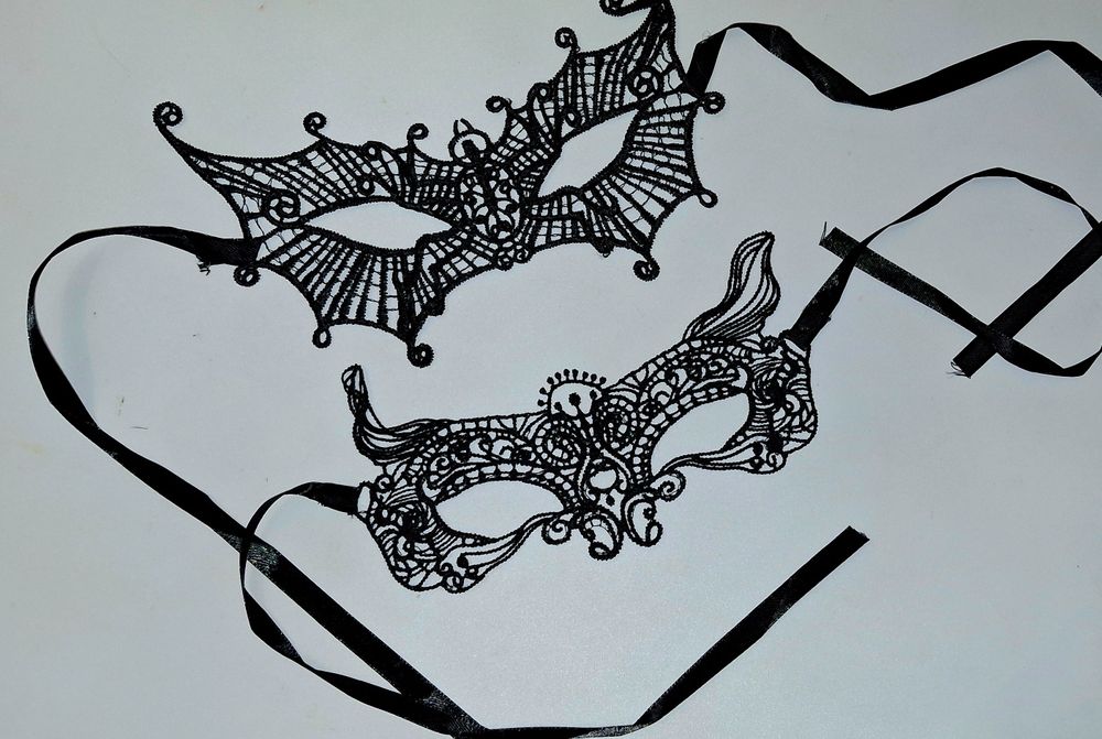 Маска карнавальная