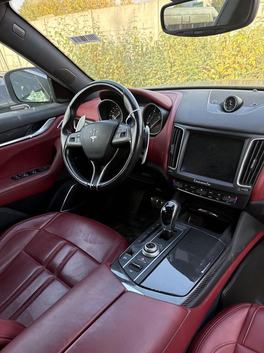 Maserati levante gransport sq4 430km odpala jeżdzi czerwony środek