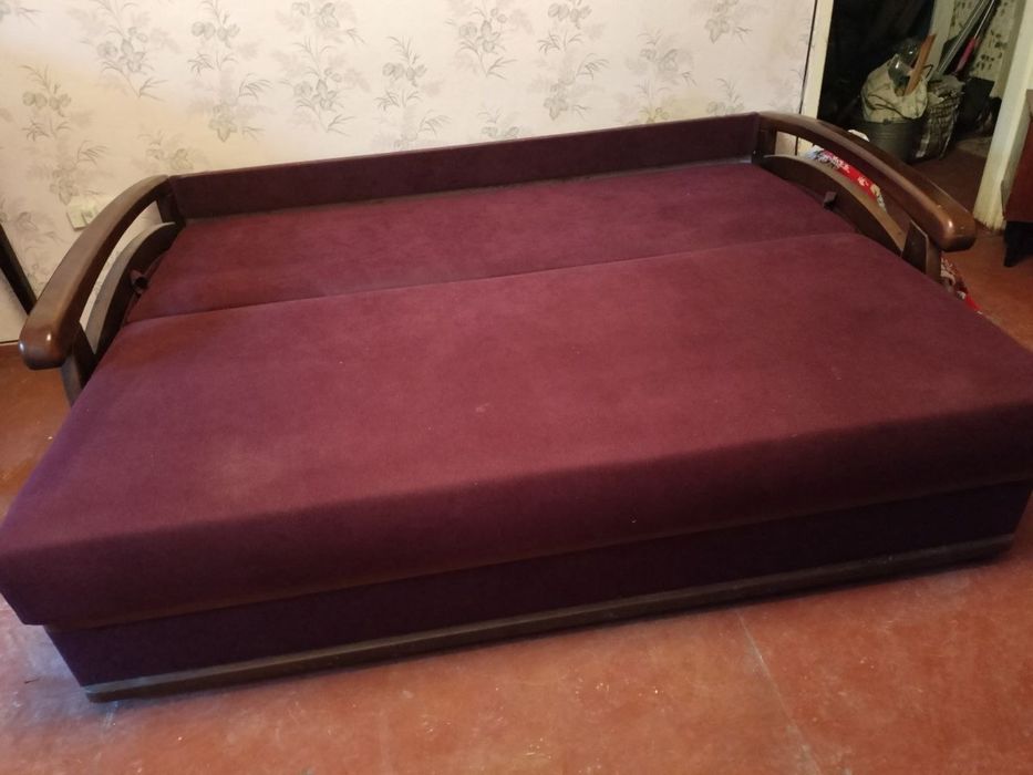 продам диван в идеальном состоянии