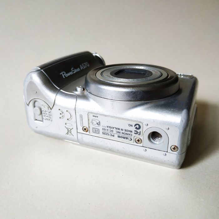 Цифровой фотоаппарат Canon PowerShot A570 IS