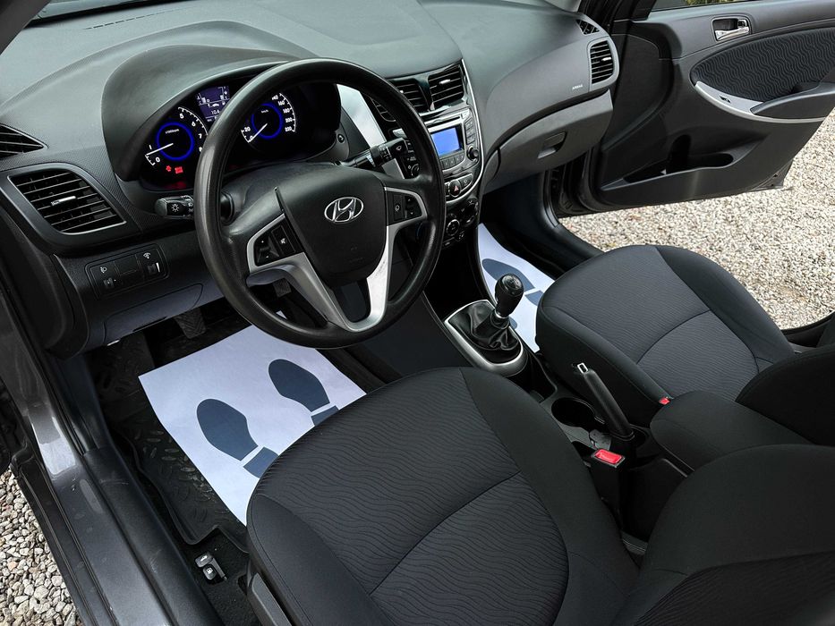 Авто в аренду. Аренда авто. Аренда для работы в такси.