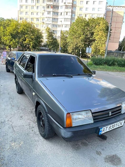 Продам ваз 21099