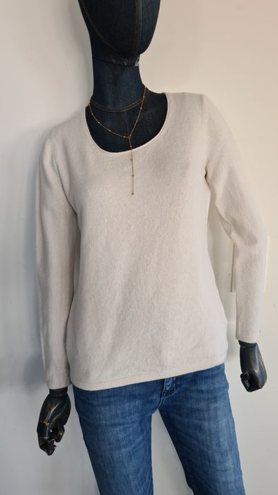 Sweter Tommy Hilfiger. 91% Wełna i 9% Kaszmir. Śmietankowy Maślany. M