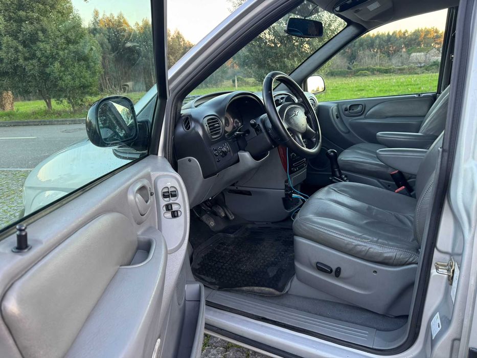 Chrysler Voyager 2.5 CRD LX