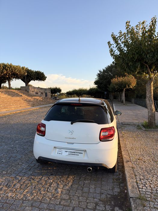 Citroën DS3 1.4 HDI Automático So Chic foto 2