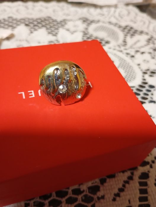 Продам колечка з медичного золота нові з бірками