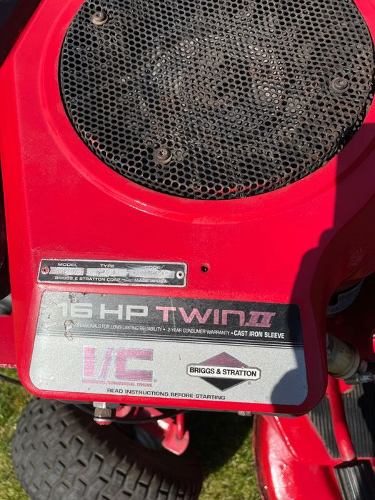 Садовий трактор-косарка Murray 16 к.с