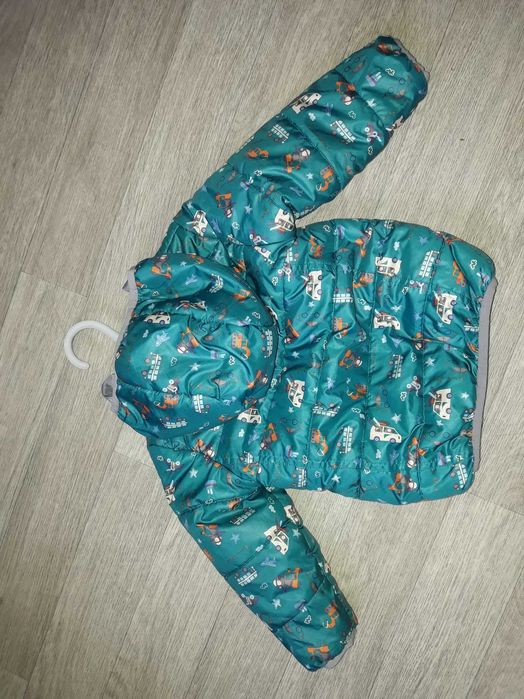 Демисезонная куртка 92 раз