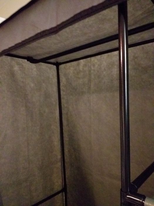 Roupeiro tecido resistente 5prateleiras,1 varão PREÇO UNIDADE veja zonas