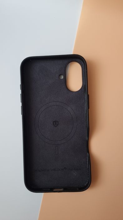 ETUI Plecki SHIELDON Slim do iPhone 16 Plus 6,7"