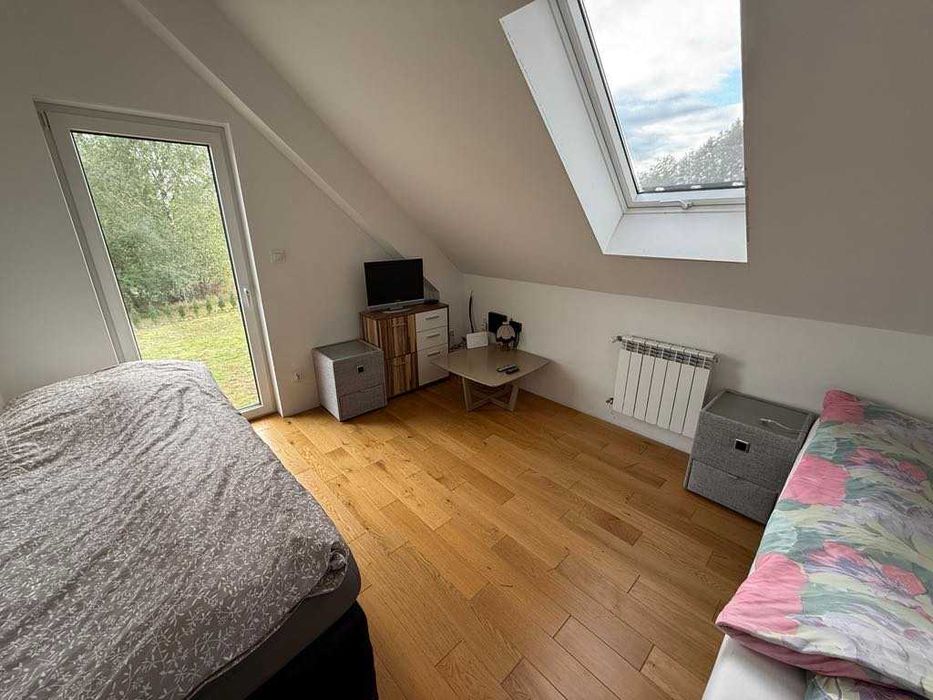 Dom pokoje dla pracowników   w zacisznym miejscu przy lesie