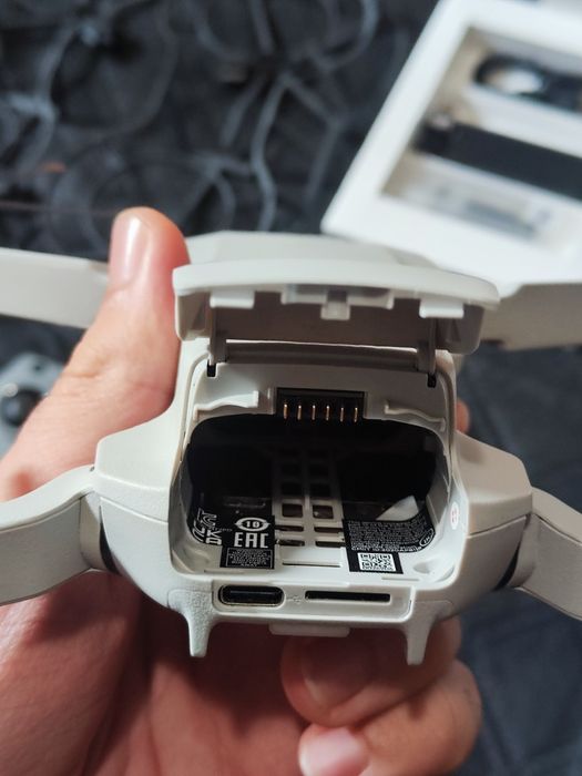 Drone Dji Mini 2 Fly More Combo