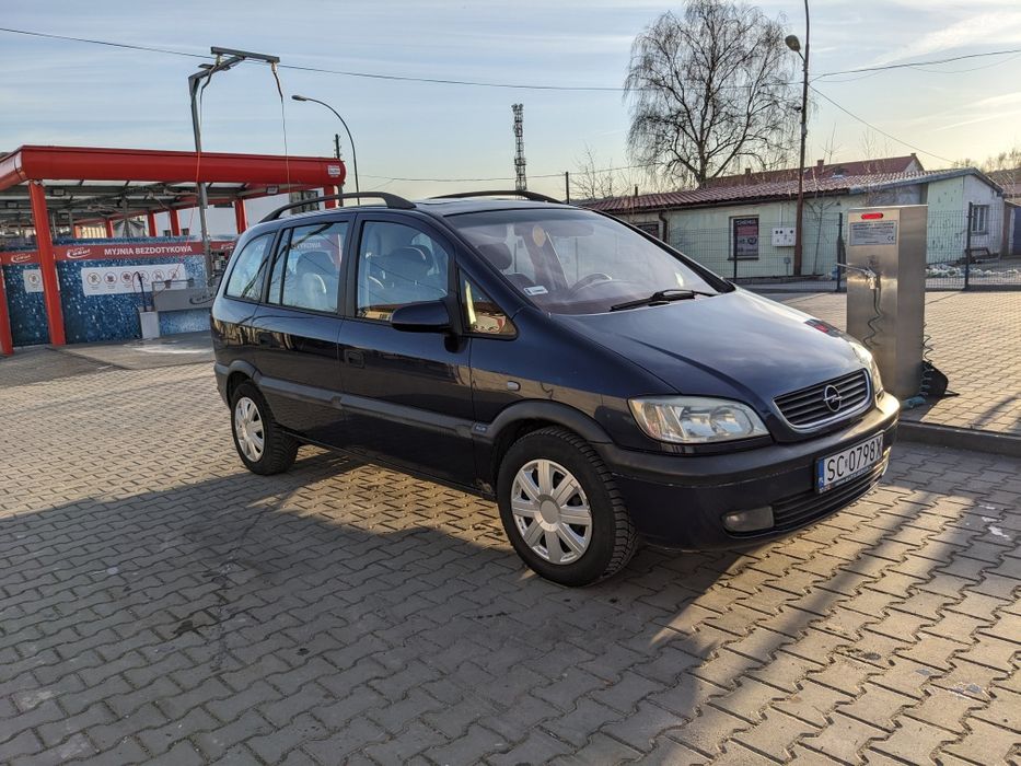 Opel Zafira A 2001 1.6 benzyna
