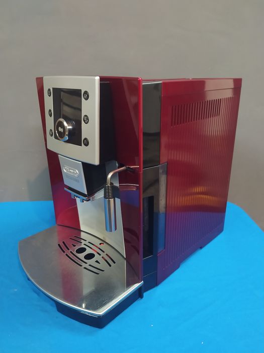 Кавоварка delonghi perfecta esam 5400 червона чорна