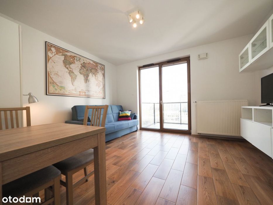 WyjWyjątkowe studio z widokiem na warszawskie City – Union Apartamenty