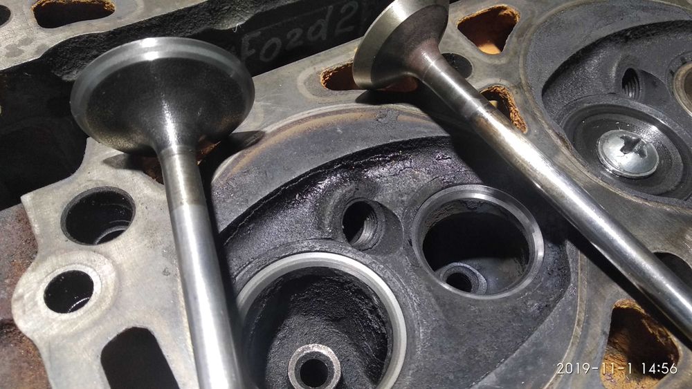 Ремонт головки блоку циліндрів якісно та швидко