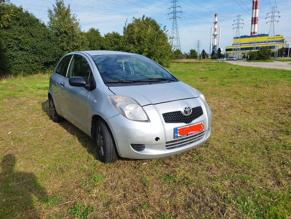 Toyota Yaris 1.3 benzyna