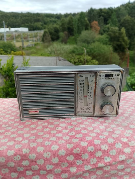 Radio portátil antigo