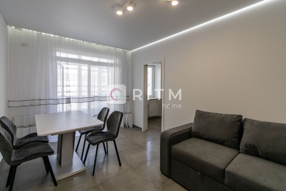 Здається в оренду квартира з меблями і технікою в центрі міста